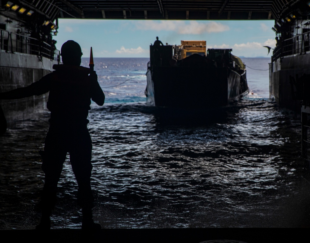 LCAC Operations Aboard the USS New Orleans (LPD 18)