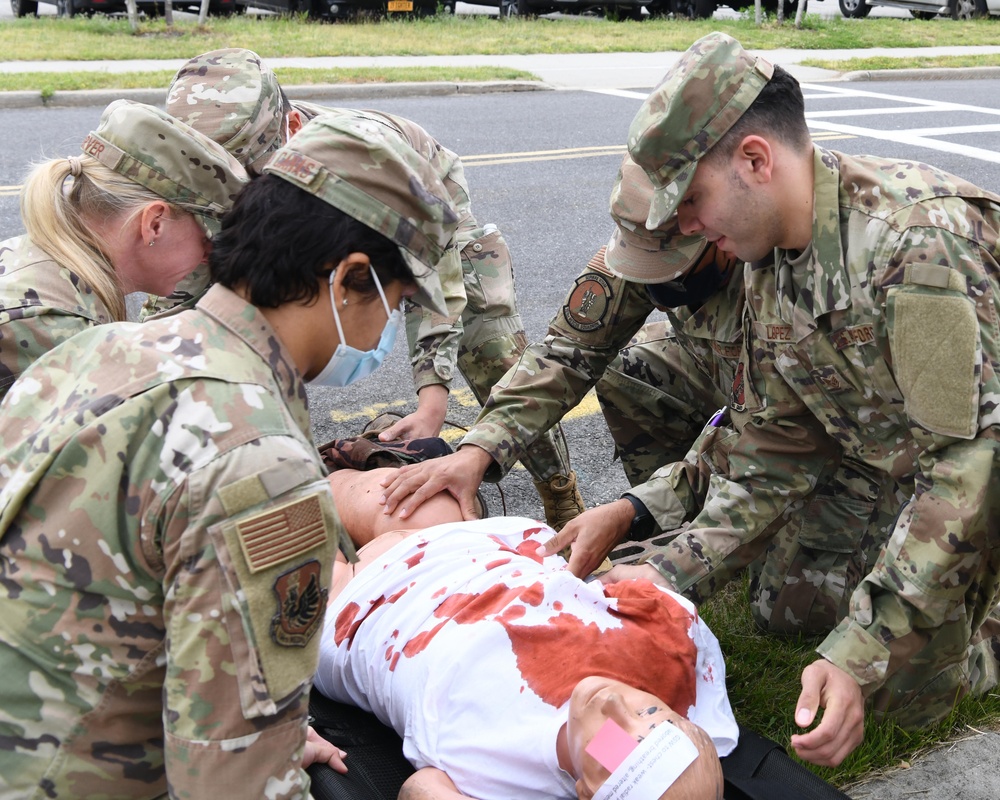 106th Rescue Wing Airmen learn trauma management