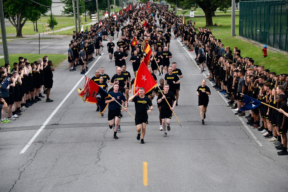 101st Airborne Division (Air Assault) Run during Week of the Eagles 2021
