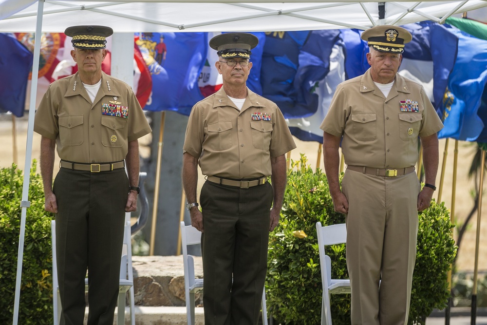 Commandant of the Marine Corps retires old friend