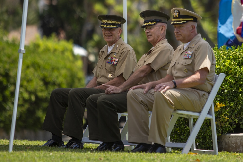 Commandant of the Marine Corps retires old friend