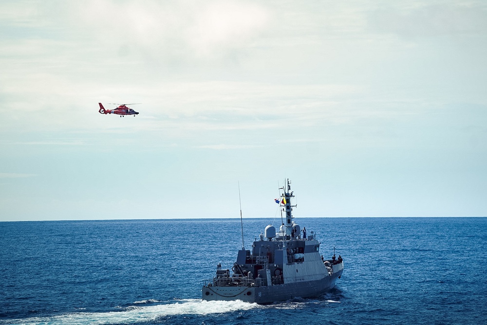 USCGC Tahoma, HITRON works with the Colombian naval vessel ARC Punta Ardita