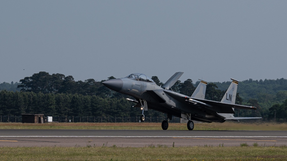 492nd Fighter Squadron conducts essential routine training