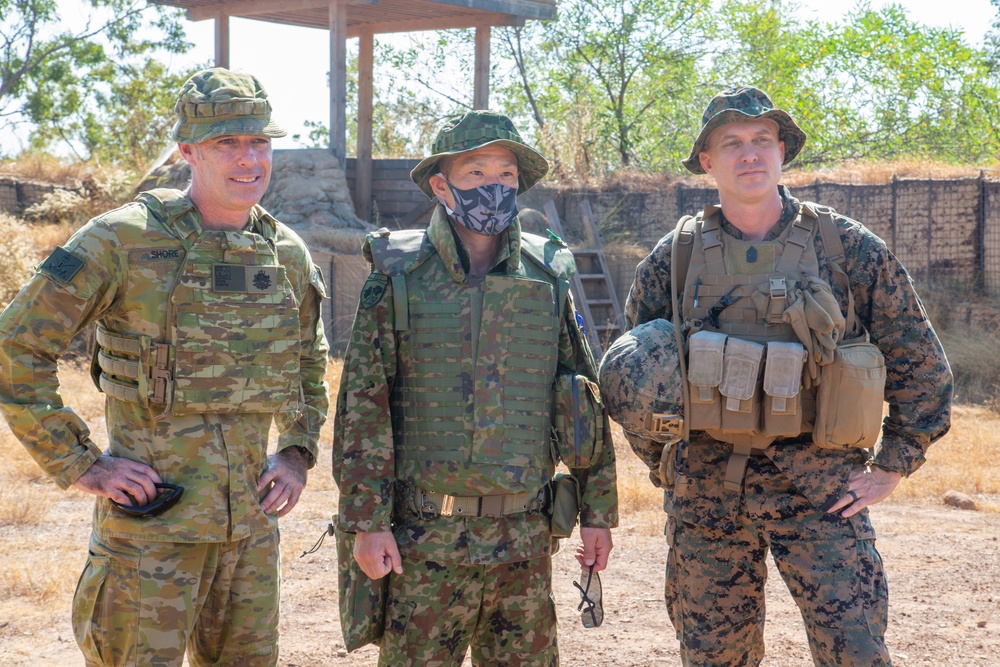 Australian Chief of the Defence Force visits Mount Bundey Training Area during Exercise Southern Jackaroo