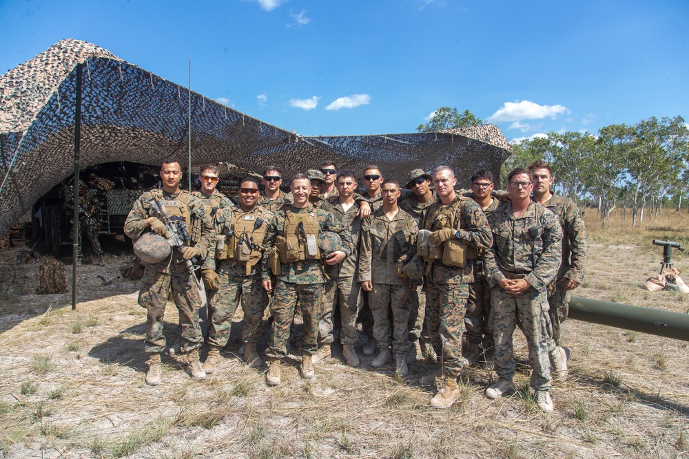 Australian Chief of the Defence Force visits Mount Bundey Training Area during Exercise Southern Jackaroo