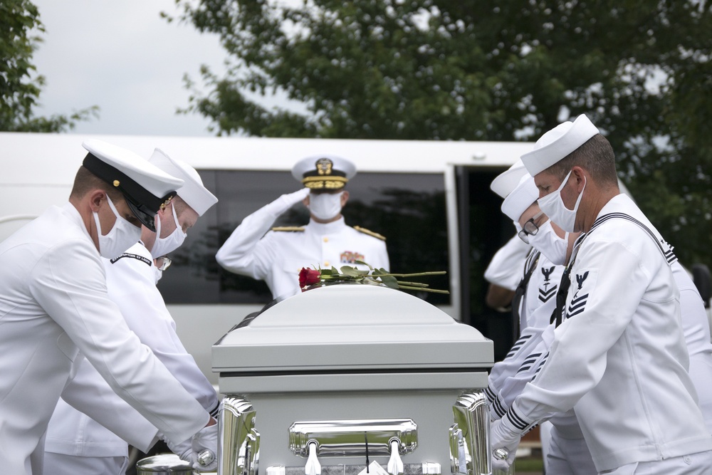 Reserve Sailors honor USS Oklahoma veteran laid to rest 79 years later