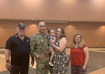 1st Lt. David Montes receives leadership award