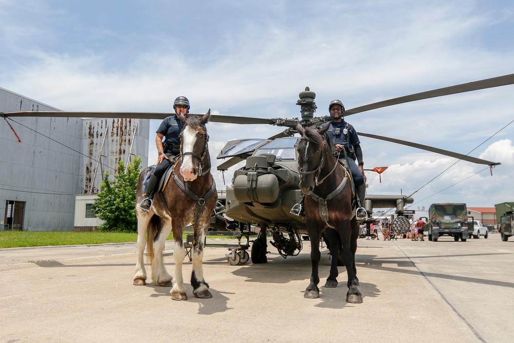 3rd Squadron, 17th Cavalry Regiment conducts Spouse Spur Ride.