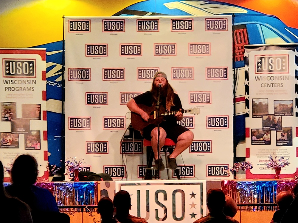 Musical artist Chris Kroeze entertains Fort McCoy community during free concert