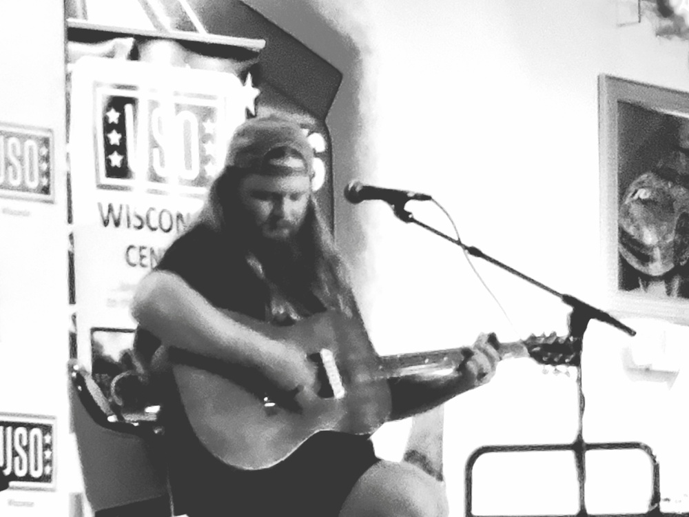 Musical artist Chris Kroeze entertains Fort McCoy community during free concert