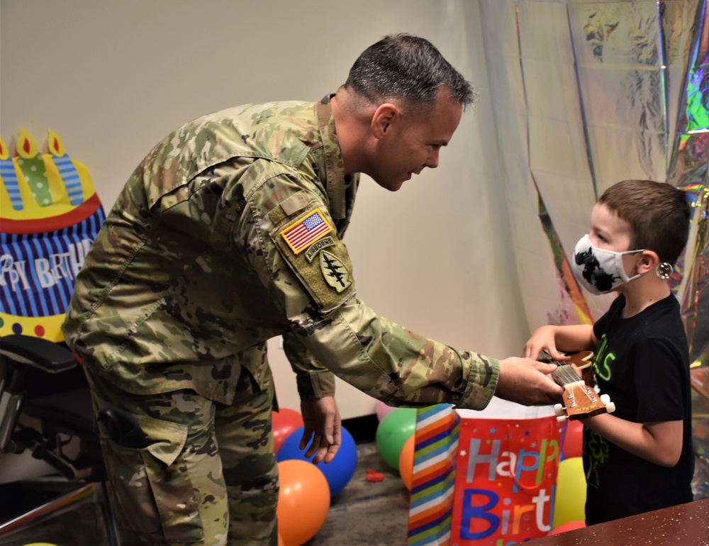 Phoenix recruiters honor terminally ill youngster with surprise party