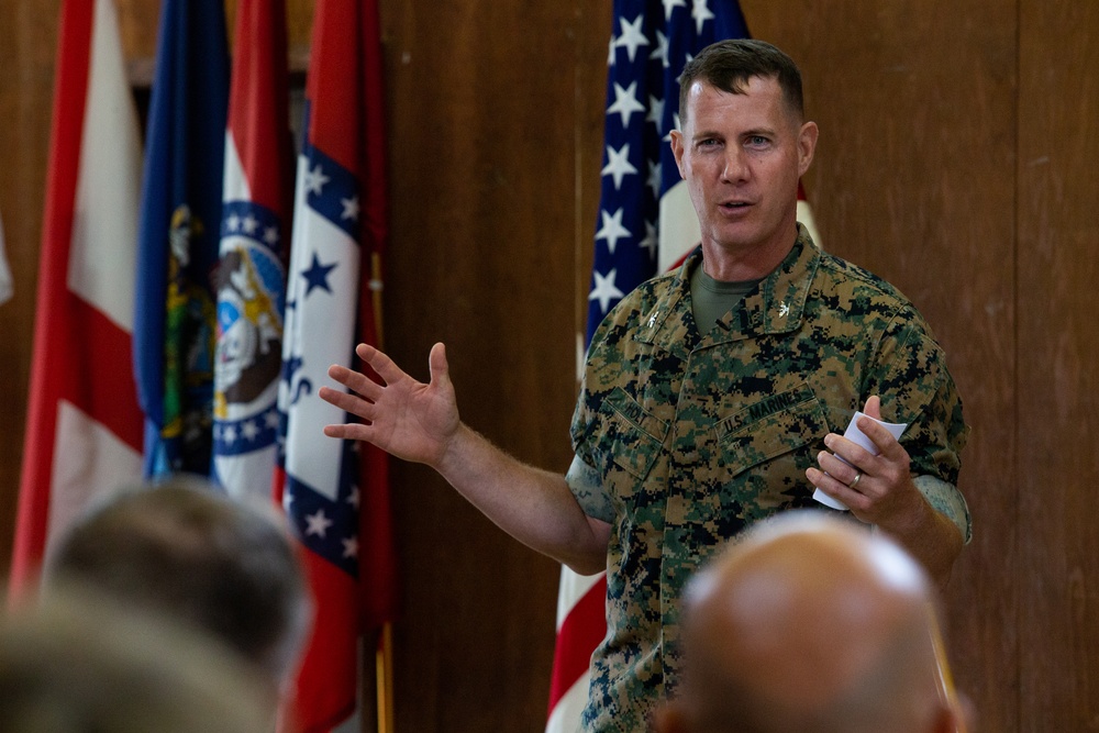 MCI-West deputy commander retires