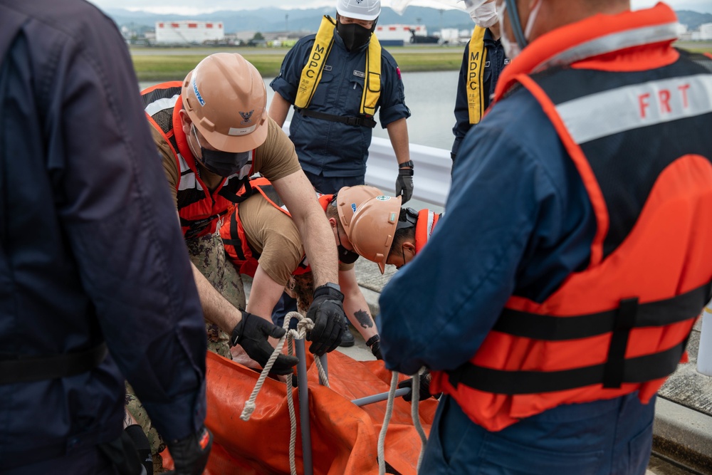 MCAS Iwakuni's Facility Response Team conducts Sealed Training Exercise