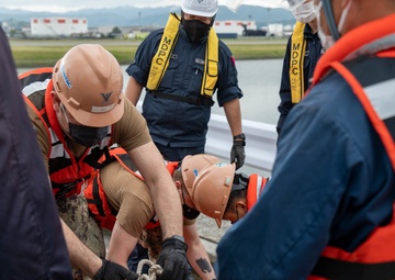 MCAS Iwakuni's Facility Response Team conducts Sealed Training Exercise