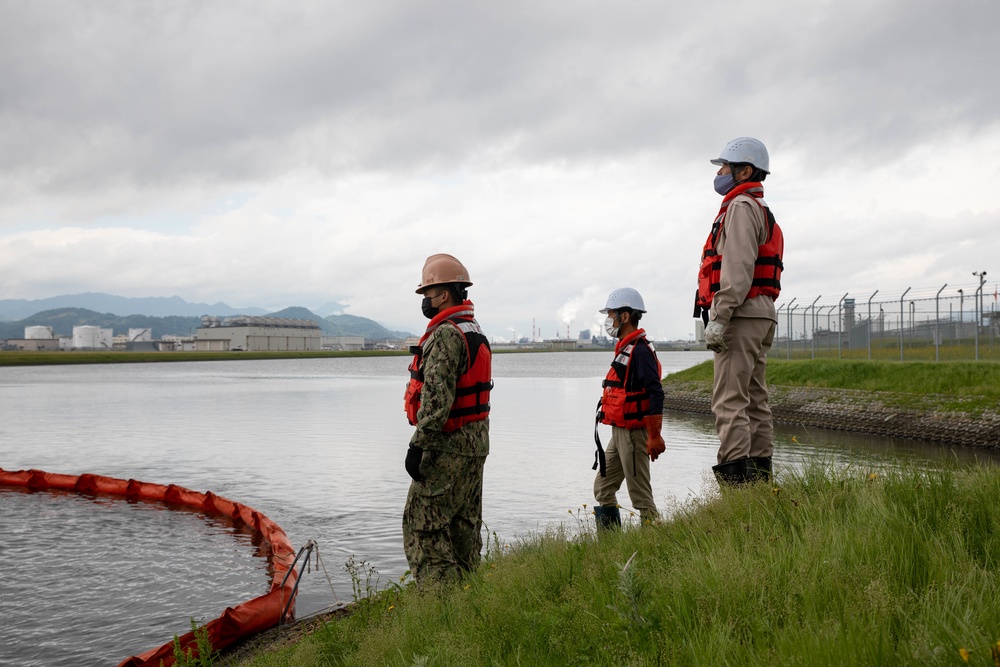 MCAS Iwakuni's Facility Response Team conducts Sealed Training Exercise