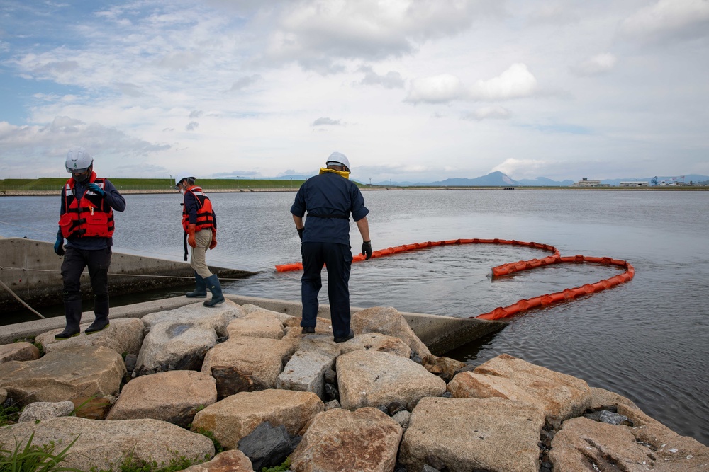 MCAS Iwakuni's Facility Response Team conducts Sealed Training Exercise