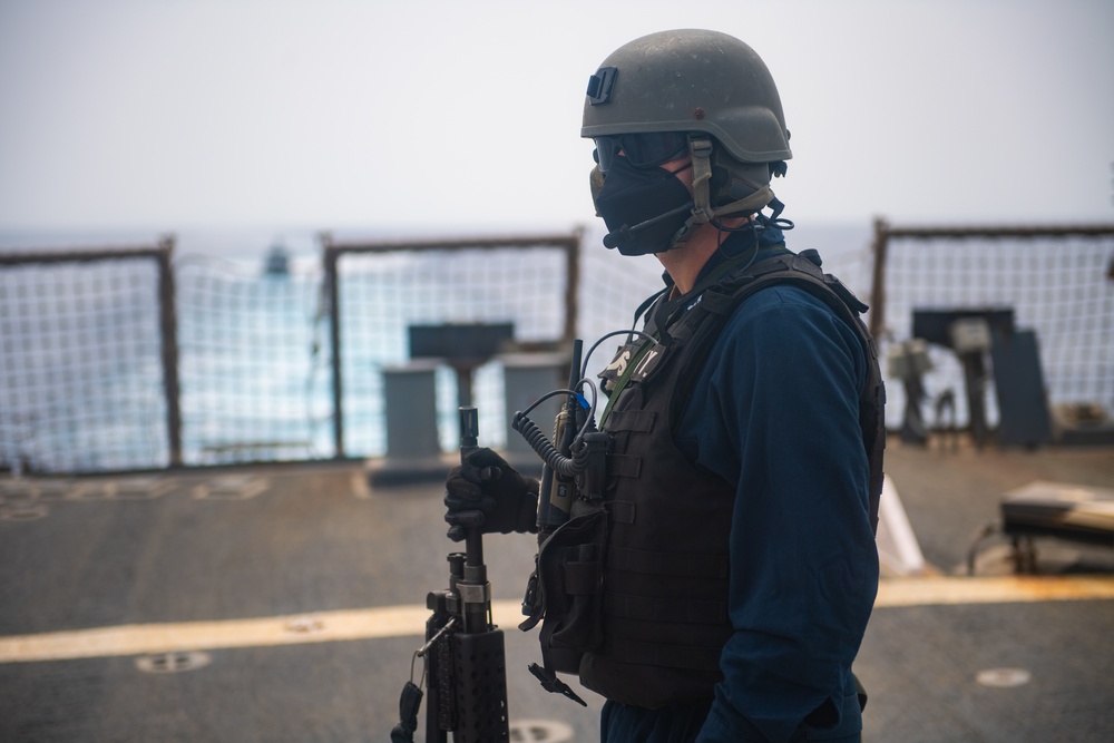 USS MAHAN ARRIVES IN DJIBOUTI