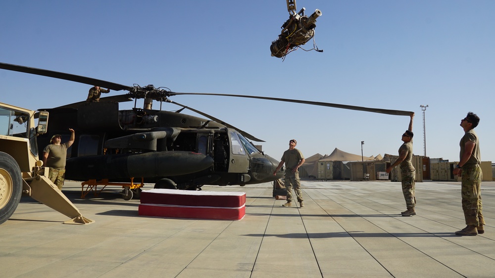 Task Force Phoenix Soldiers swap out UH-60 Black Hawk helicopter engine