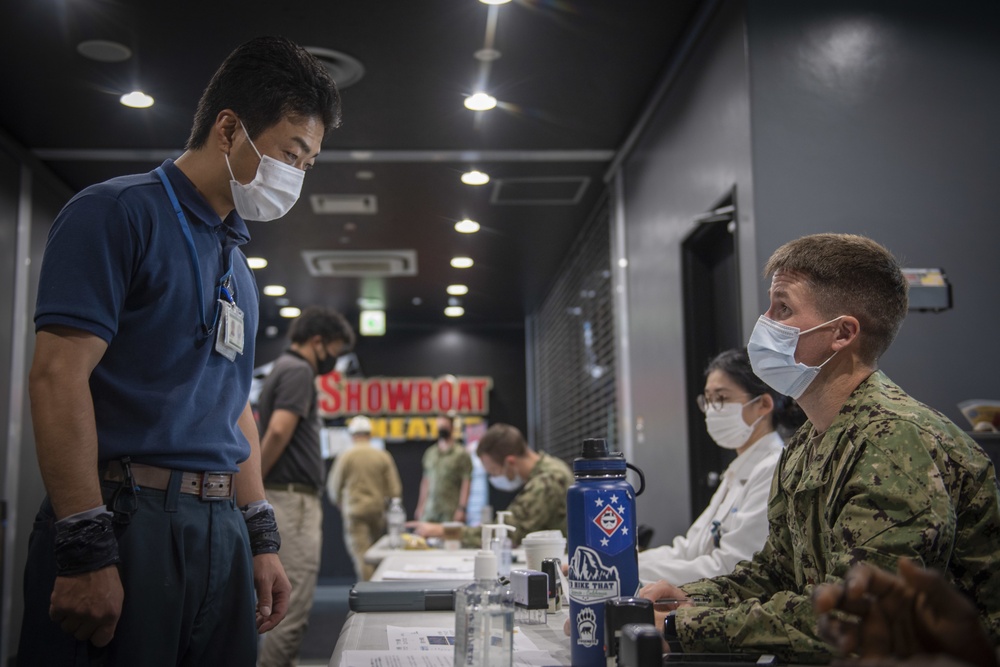 CFAS MLC, IHA, and MC Employees Receive Vaccine