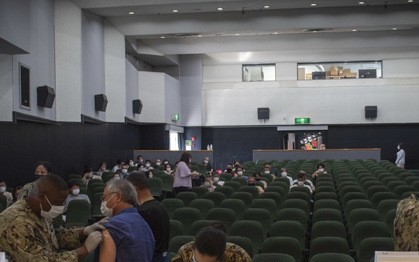 CFAS MLC, IHA, and MC Employees Receive Vaccine