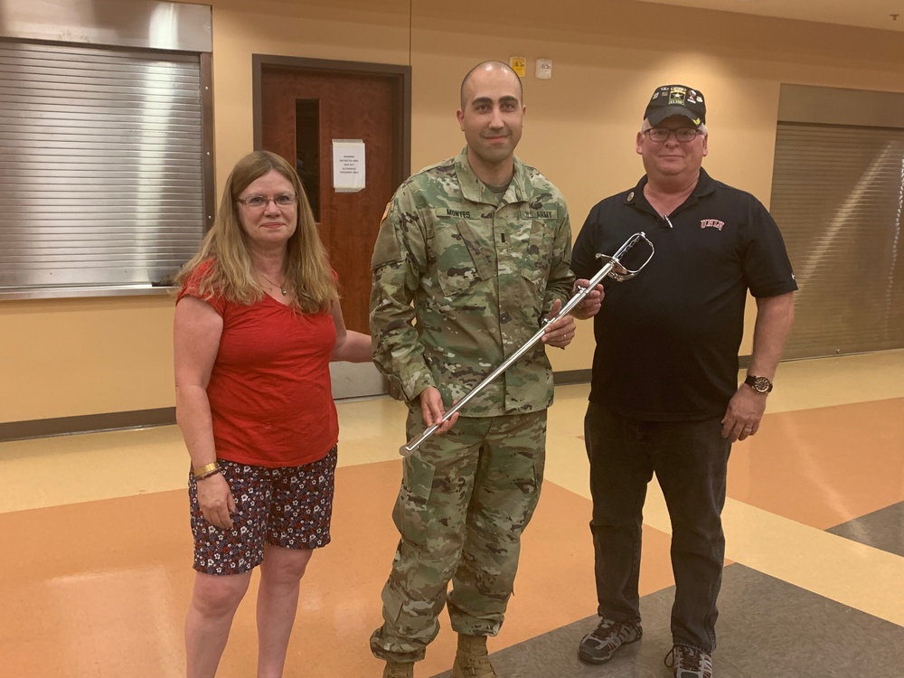 1st Lt. David Montes receives the Major Thomas &quot;Tom&quot; Zeugner Leadership Award