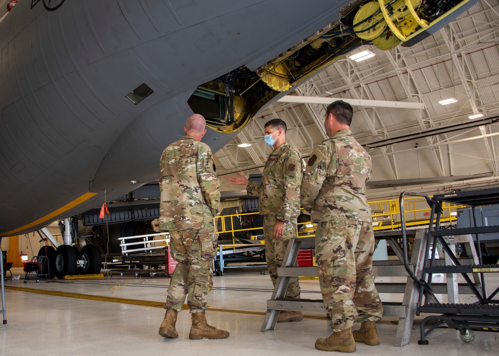 PA TAG Visits 171st Guardsmen