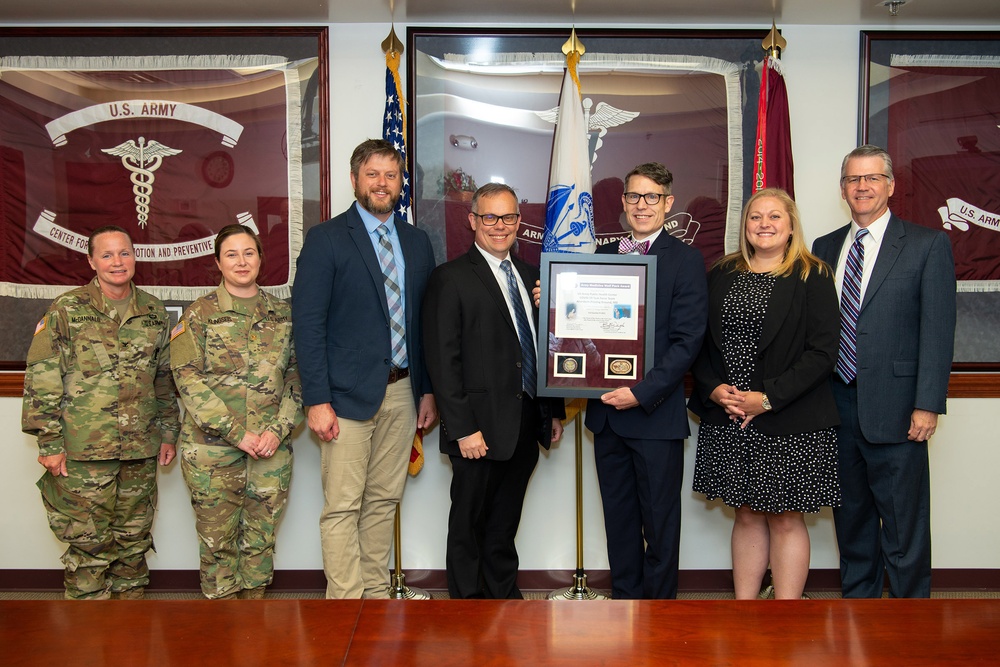 APHC COVID-19 Task Force receives Army Medicine Quarterly Wolf Pack Award