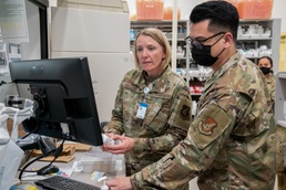 673d MDSS hosts Commander Immerison