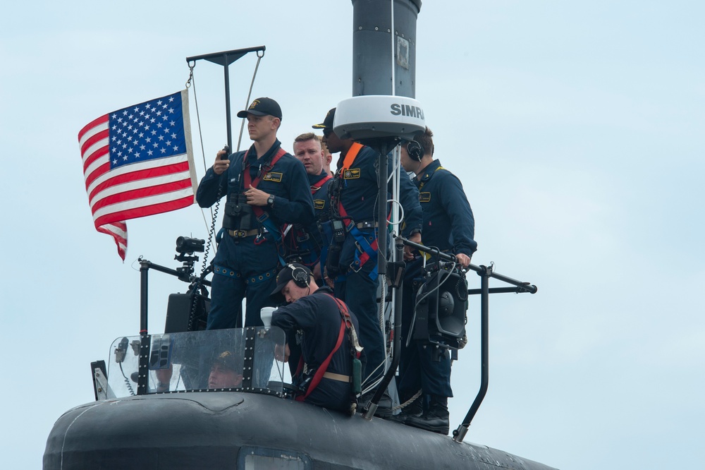 210622-N-EA818-0069