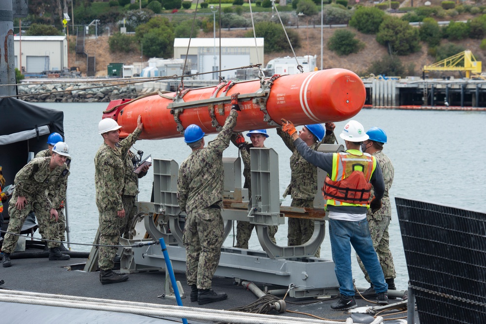 210622-N-EA818-0131