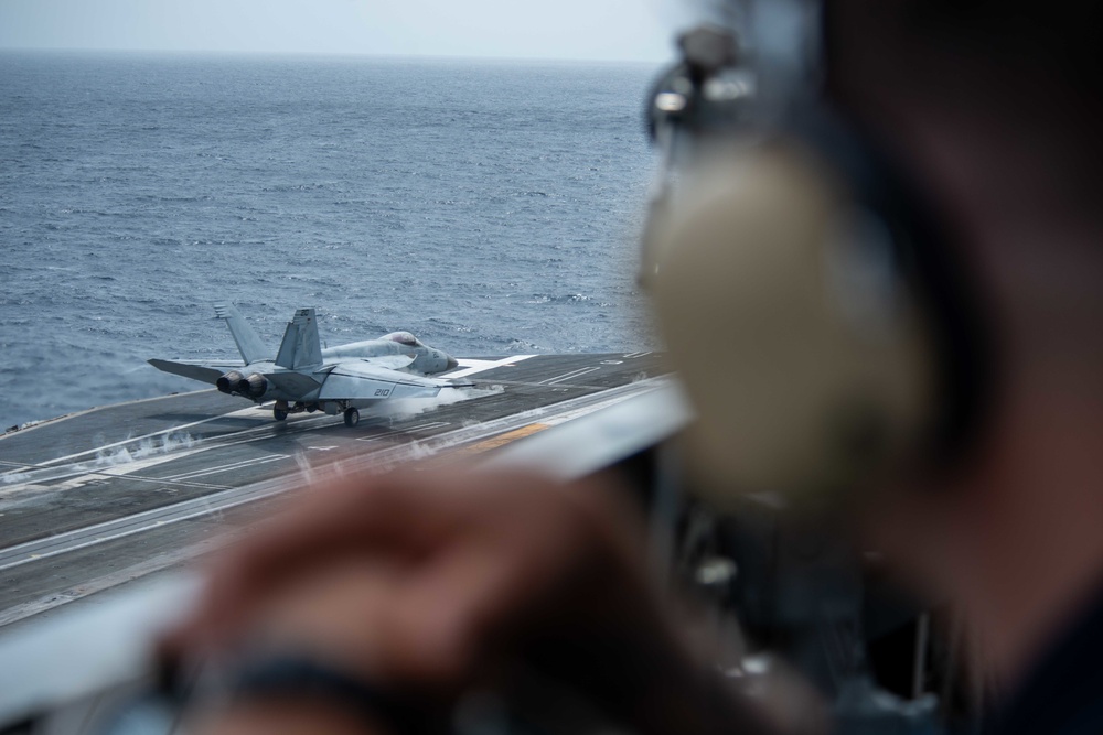 USS Ronald Reagan (CVN 76) Flight Operations