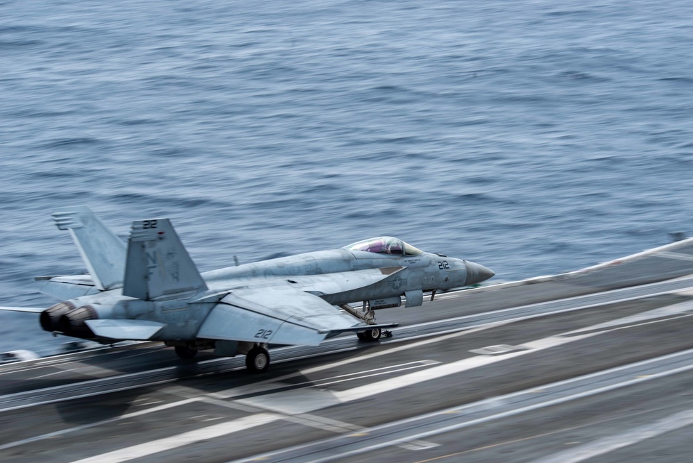 USS Ronald Reagan (CVN 76) Flight Operations