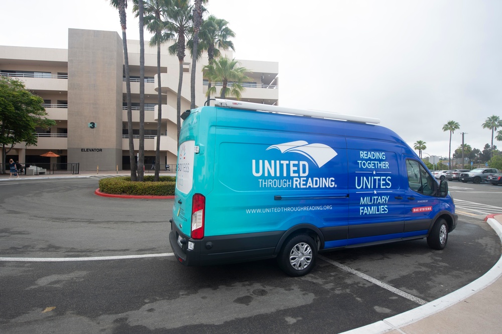 United Through Reading Arrives at NMRTC San Diego