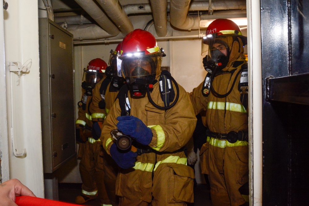 DVIDS - Images - USS Ronald Reagan (CVN 76) General Quarters Drill ...