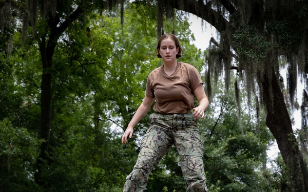 NROTC Midshipmen Complete Obstacle Course at JU