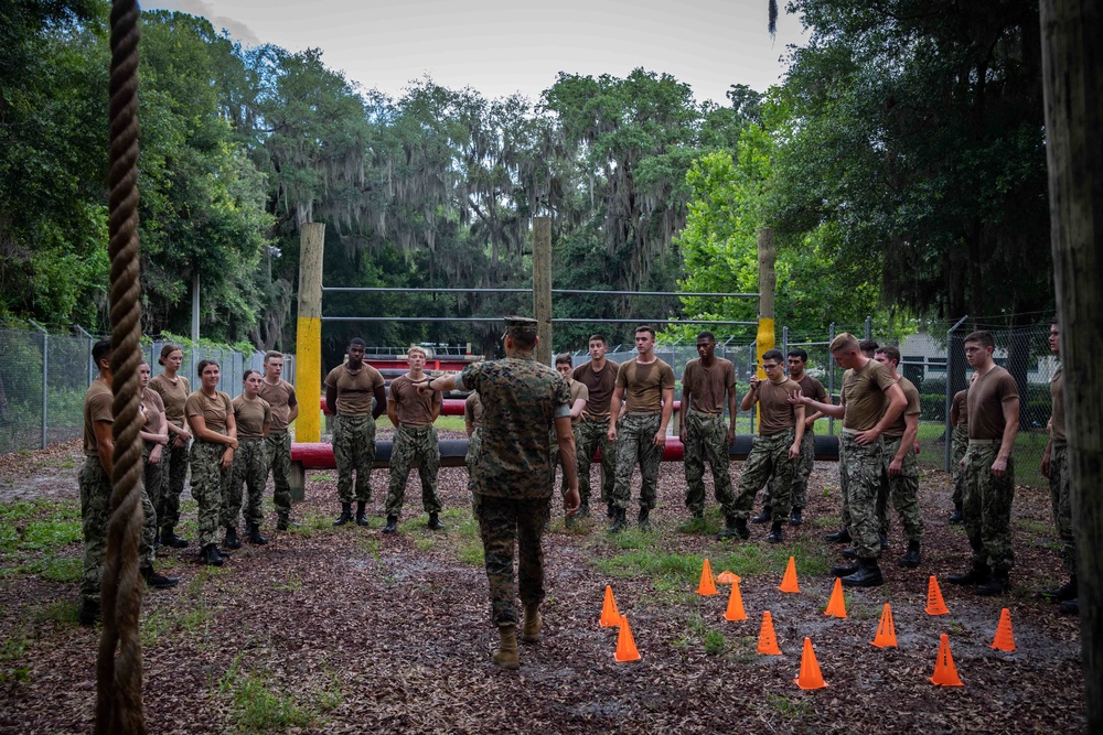 NROTC Midshipmen Complete Obstacle Course at JU