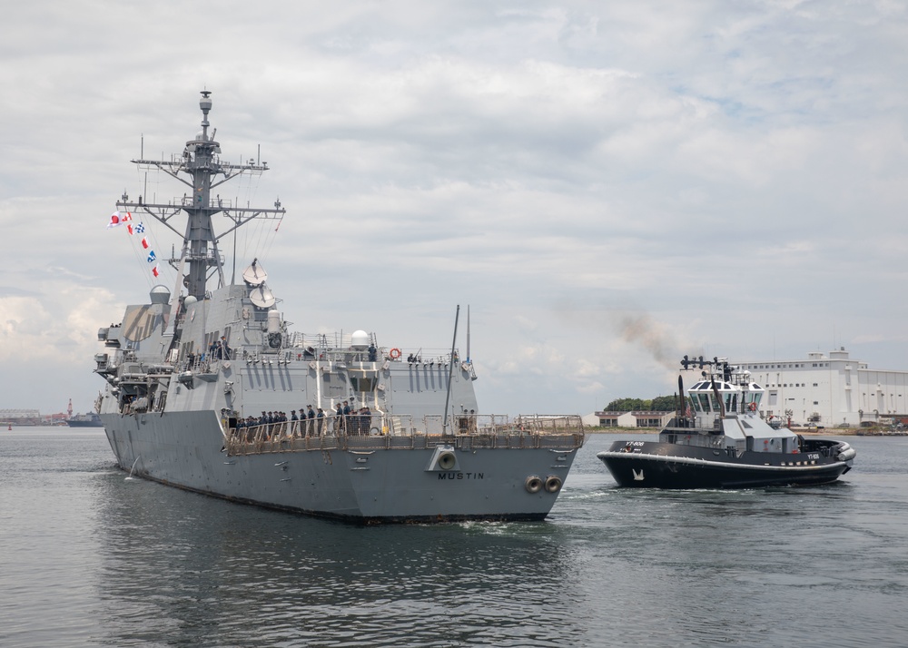 USS Mustin Departs From Yokosuka