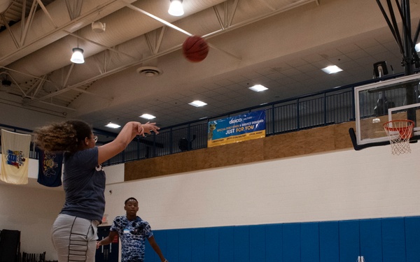 Moody hosts teen shadow day