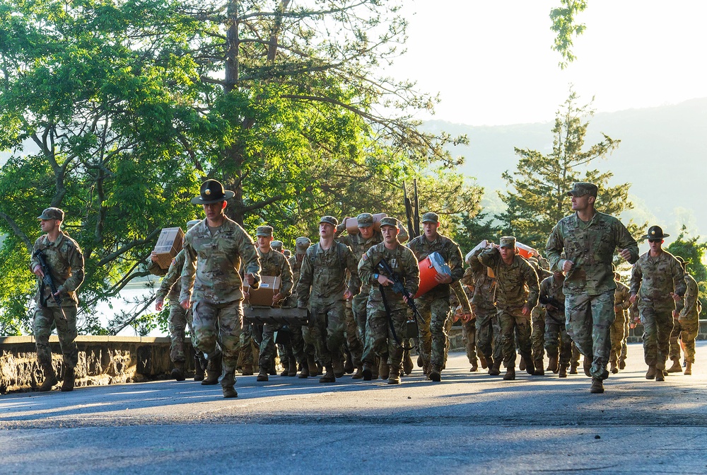 Cadet cadre learn value of teamwork during First 100 Yards demo