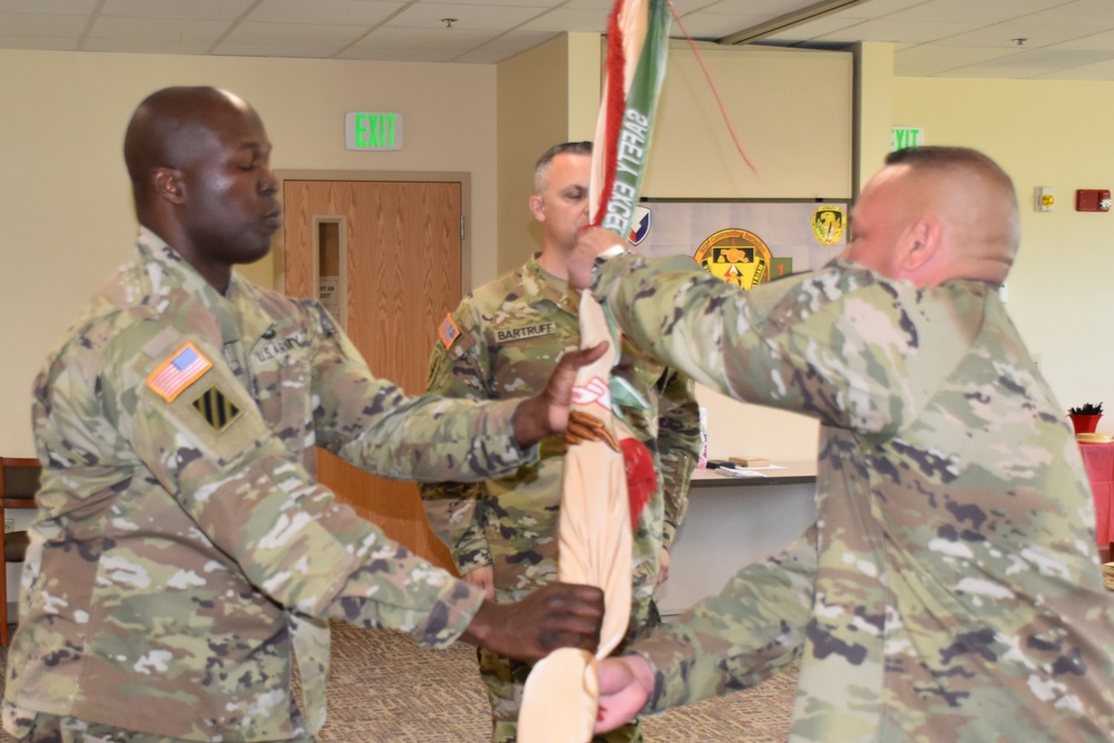 923rd Contracting Battalion/MICC-Fort Riley change of command