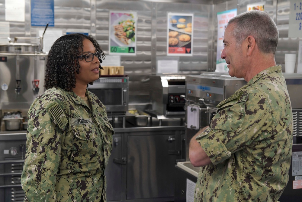 VADM Kitchener Visits Naval Station Norfolk