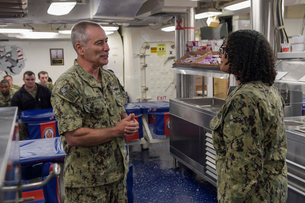 VADM Kitchener Visits Naval Station Norfolk