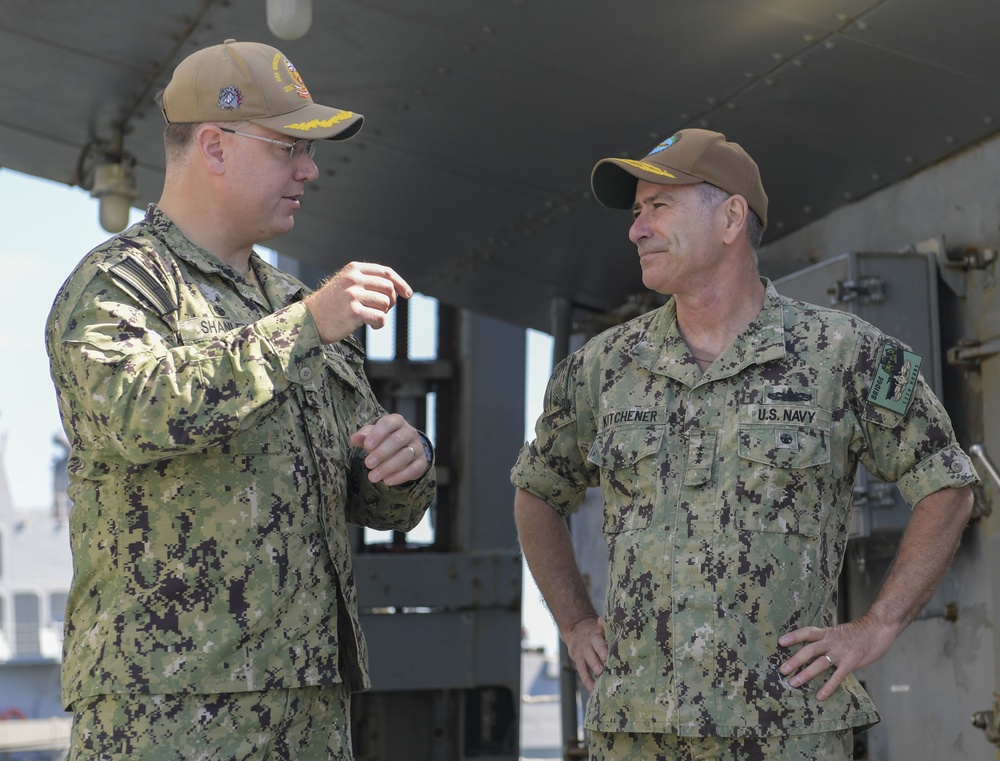 VADM Kitchener Visits Naval Station Norfolk