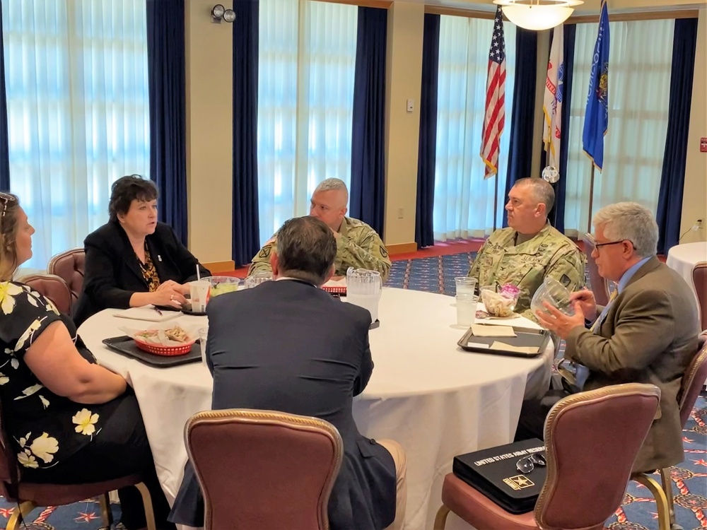 Fort McCoy hosts IMCOM-Readiness director visit