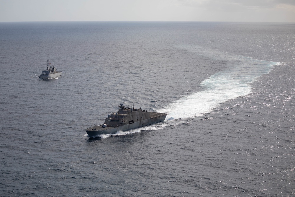 USS Sioux City Conducts Bilateral Maritime Exercise with FS Germinal