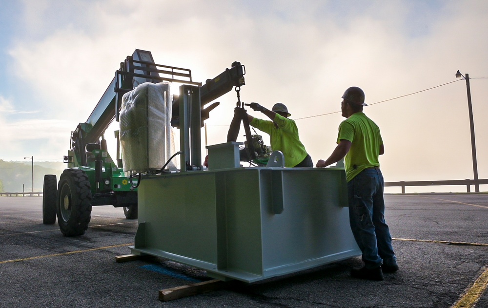 Helicopter facelift: Pittsburgh District replaces control tower hoist