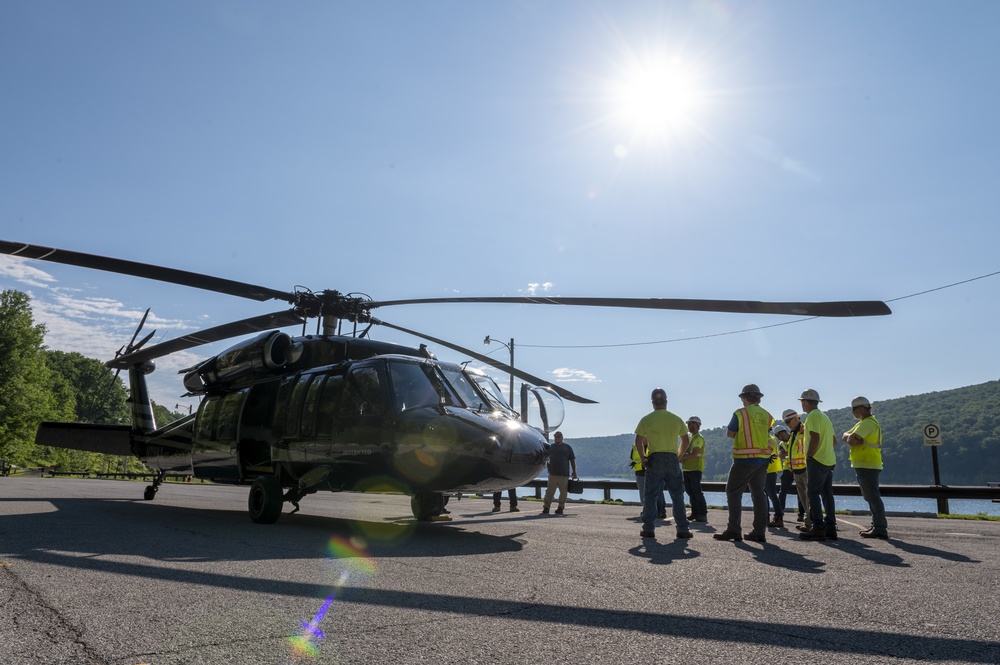 Helicopter facelift: Pittsburgh District replaces control tower hoist