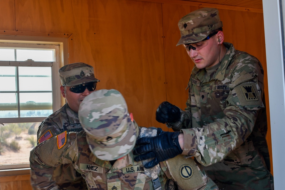 647th Regional Support Group (Forward) Soldiers complete Combat Lifesaver Course