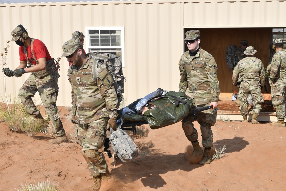 647th Regional Support Group (Forward) Soldiers complete Combat Lifesaver Course