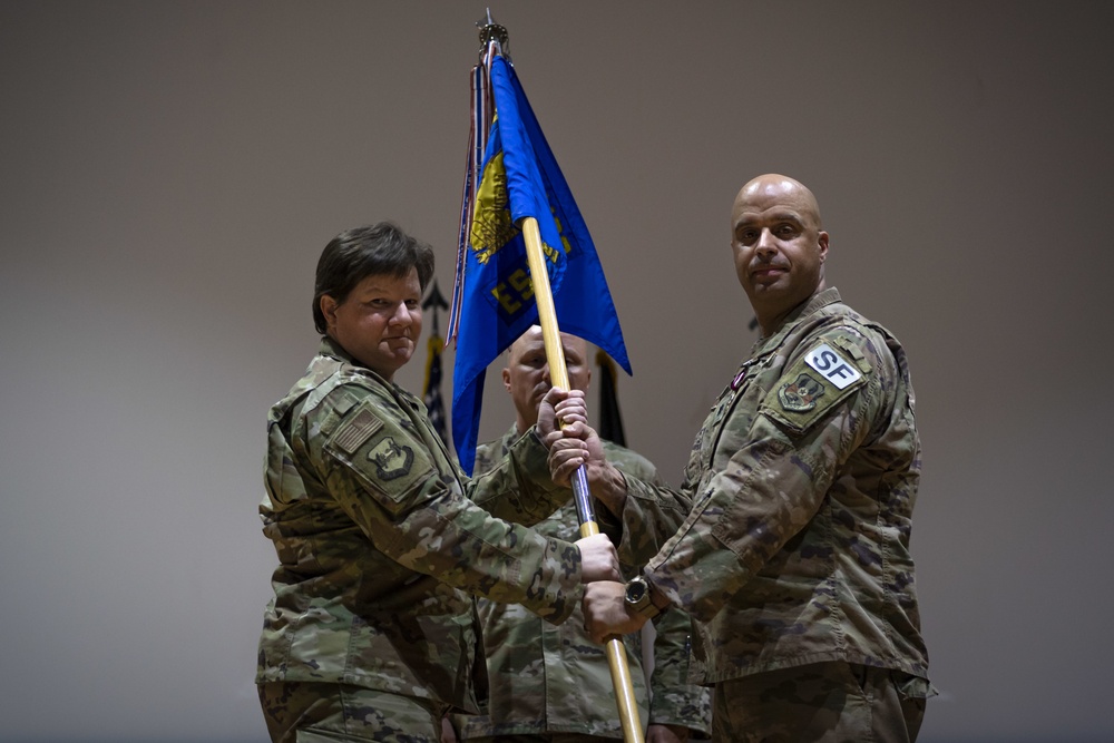 DVIDS - Images - 386 ESFS changes command [Image 3 of 5]